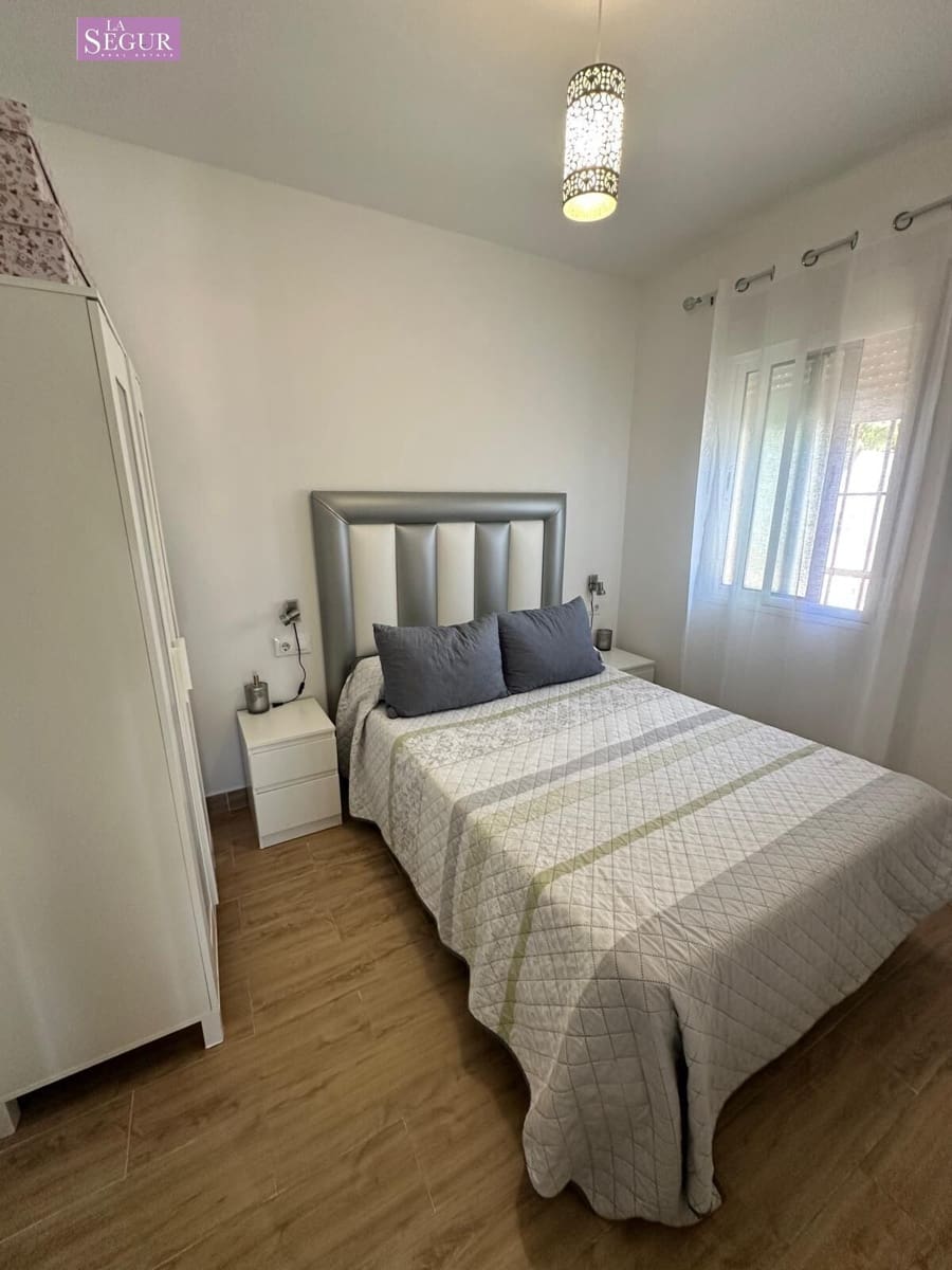 7 soveværelse Villa til salg i Conil de la Frontera med swimmingpool garage - € 560.000 (Ref: 9020801)