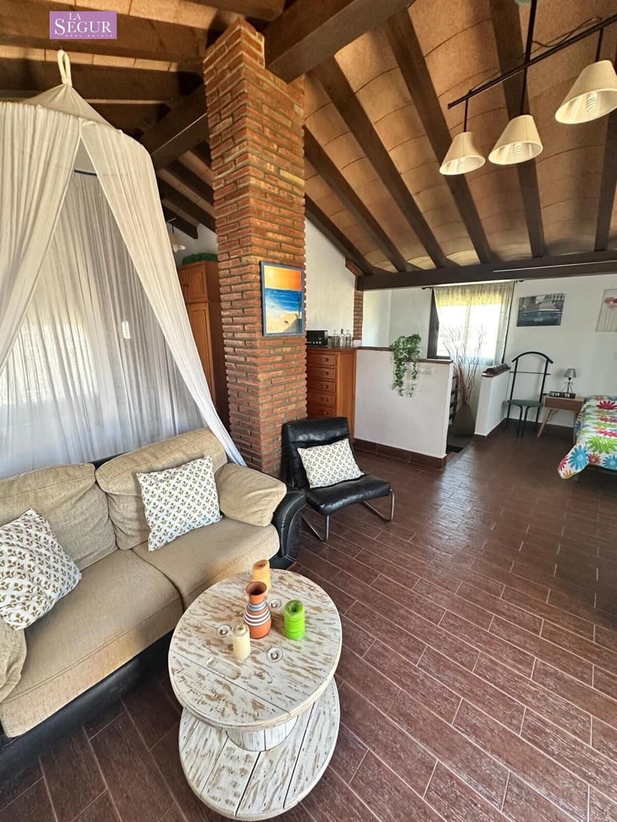 7 soveværelse Villa til salg i Conil de la Frontera med swimmingpool garage - € 560.000 (Ref: 9020801)