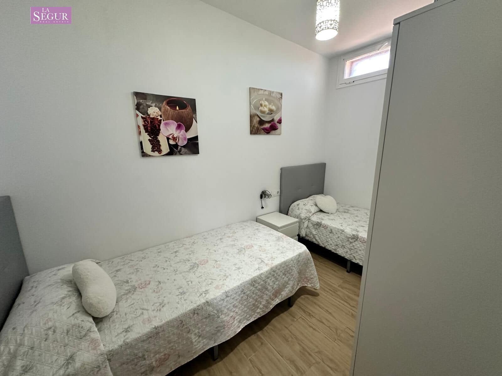 7 soveværelse Villa til salg i Conil de la Frontera med swimmingpool garage - € 560.000 (Ref: 9020801)