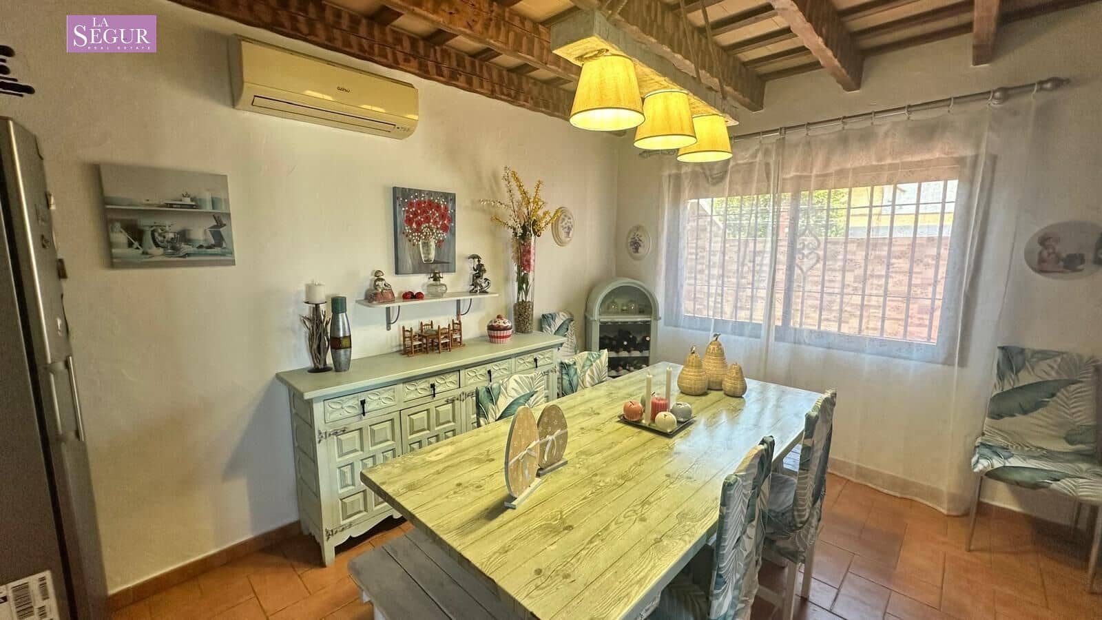 7 soveværelse Villa til salg i Conil de la Frontera med swimmingpool garage - € 560.000 (Ref: 9020801)