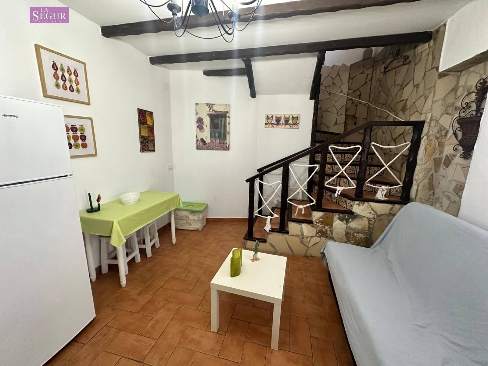 7 soveværelse Villa til salg i Conil de la Frontera med swimmingpool garage - € 560.000 (Ref: 9020801)