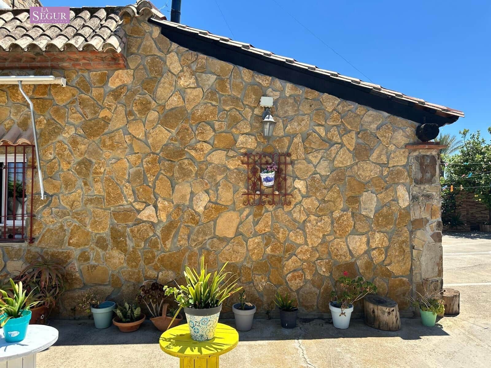 7 soveværelse Villa til salg i Conil de la Frontera med swimmingpool garage - € 560.000 (Ref: 9020801)