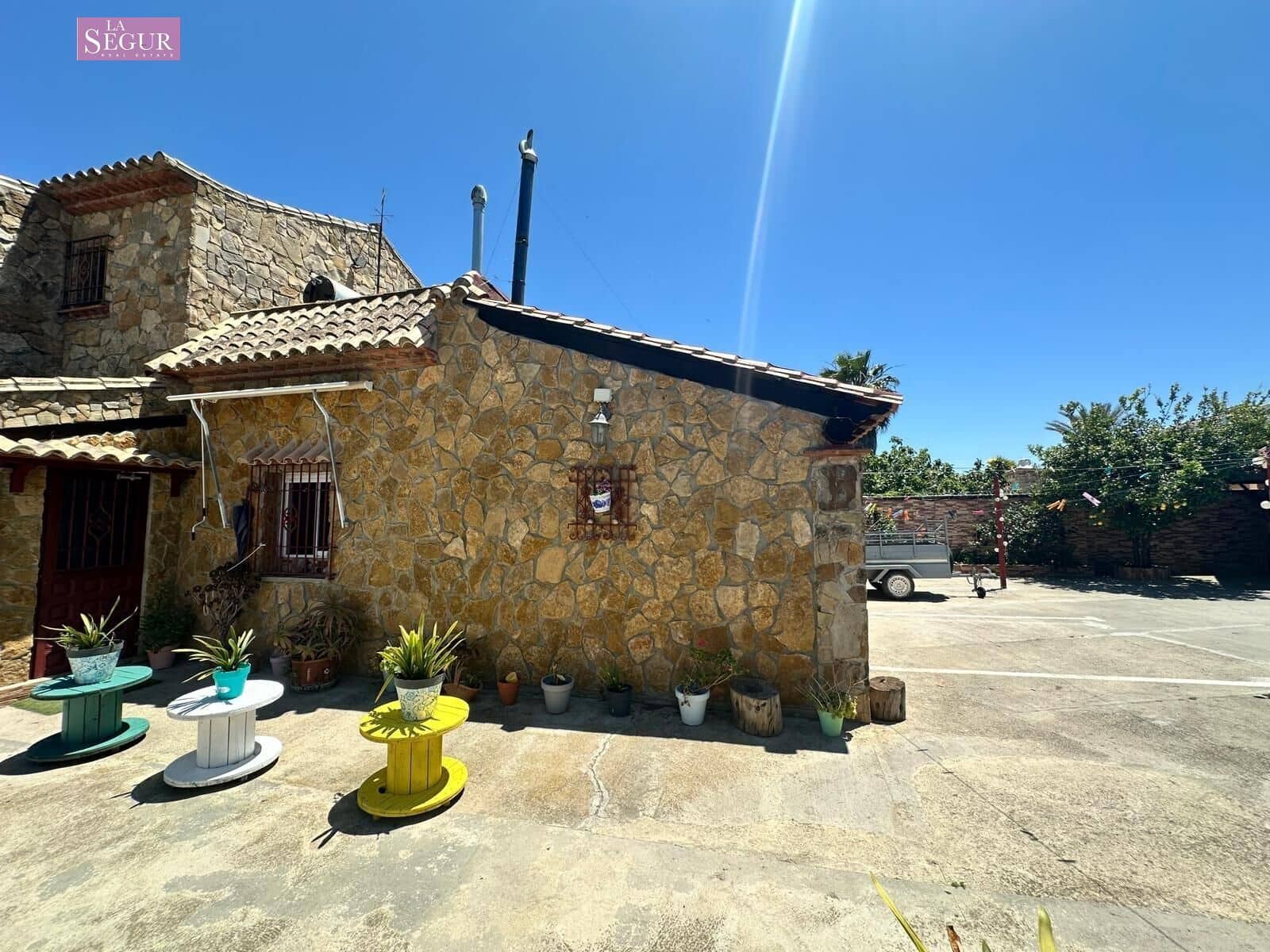 7 soveværelse Villa til salg i Conil de la Frontera med swimmingpool garage - € 560.000 (Ref: 9020801)