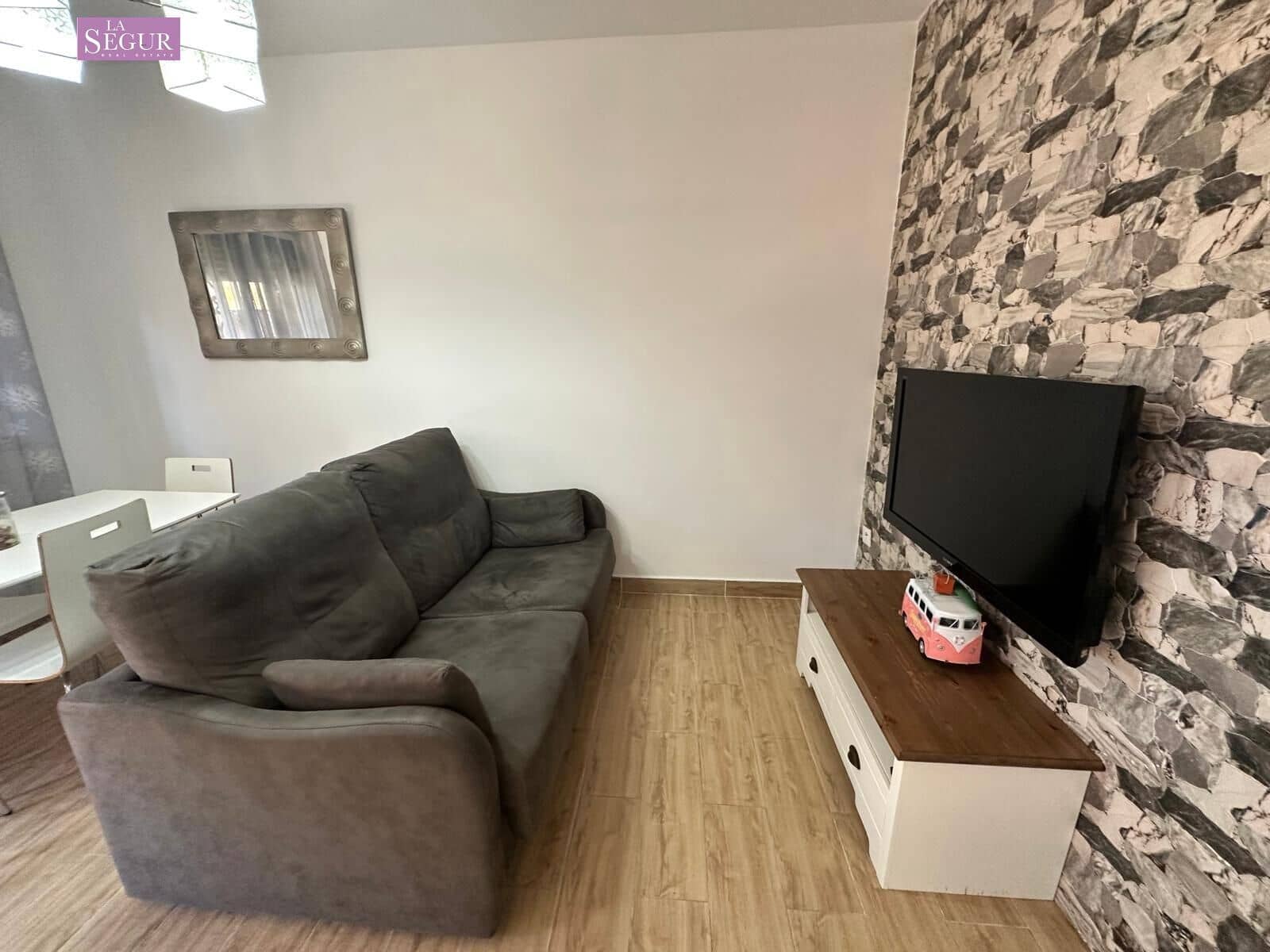 7 soveværelse Villa til salg i Conil de la Frontera med swimmingpool garage - € 560.000 (Ref: 9020801)