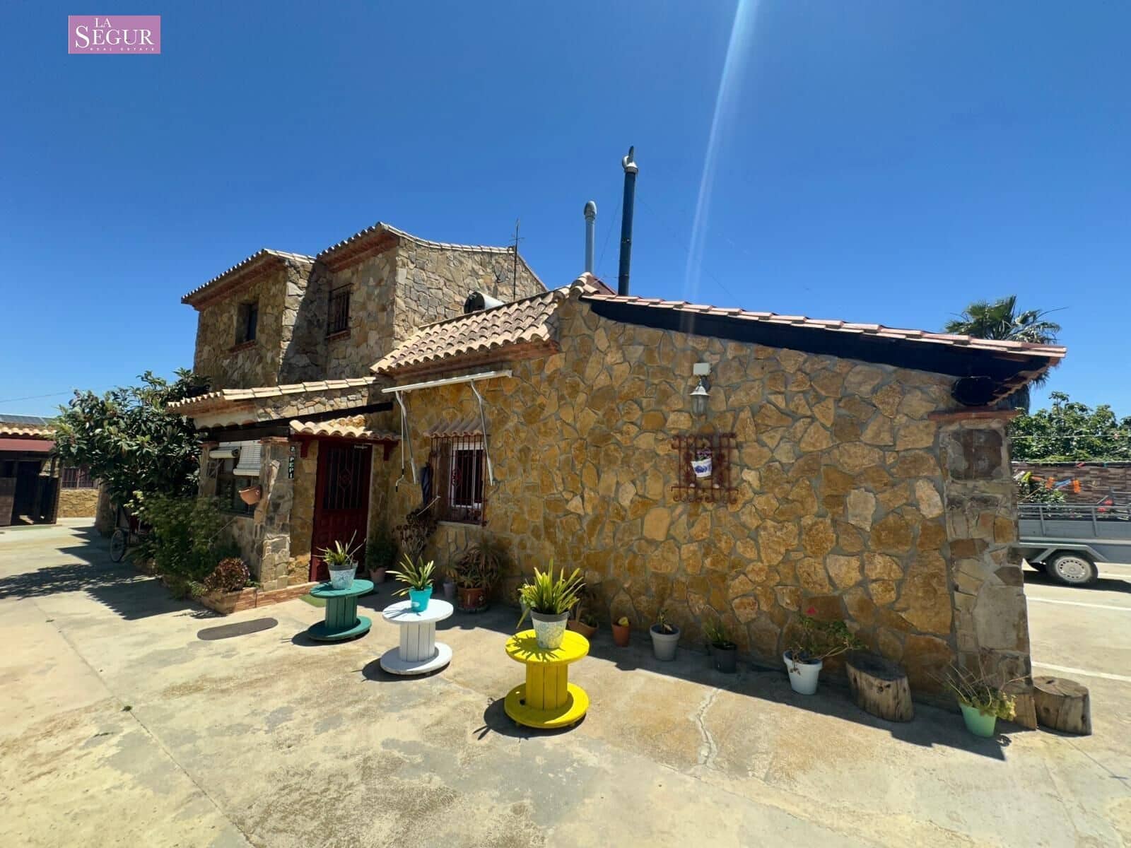 7 soveværelse Villa til salg i Conil de la Frontera med swimmingpool garage - € 560.000 (Ref: 9020801)