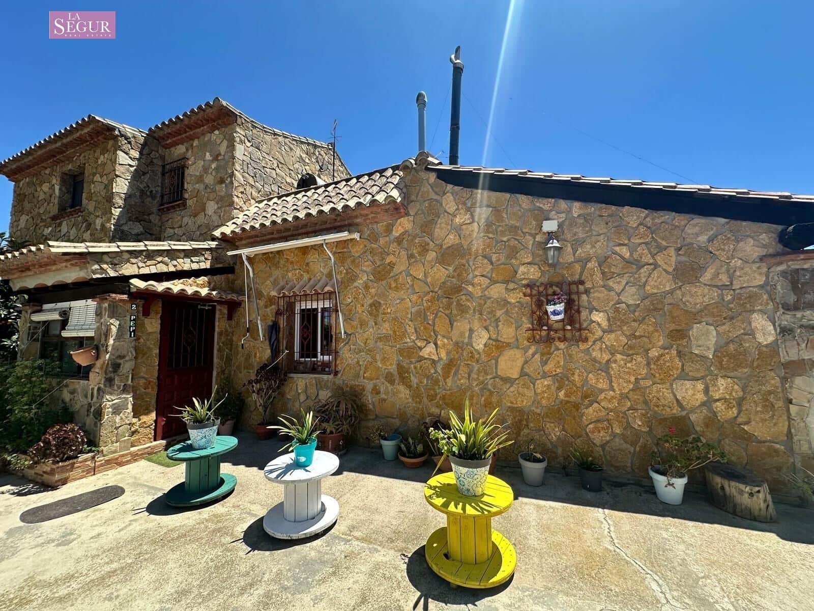 7 soveværelse Villa til salg i Conil de la Frontera med swimmingpool garage - € 560.000 (Ref: 9020801)