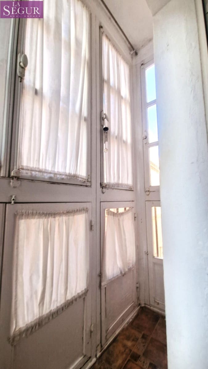 2 quarto Apartamento para venda em Cadis cidade - 210 000 € (Ref: 9048648)