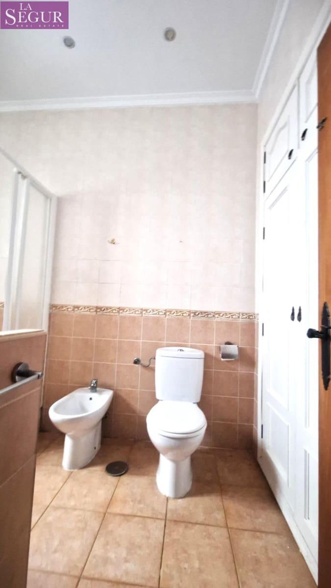 2 quarto Apartamento para venda em Cadis cidade - 210 000 € (Ref: 9048648)