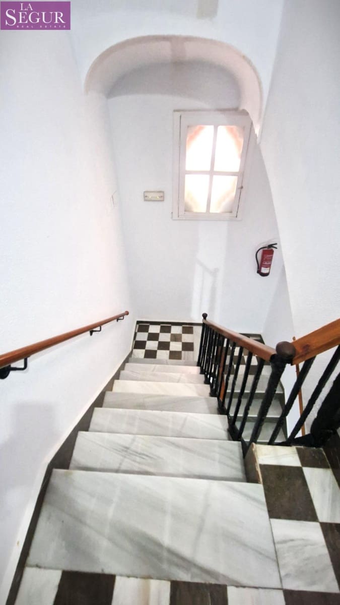 2 quarto Apartamento para venda em Cadis cidade - 210 000 € (Ref: 9048648)