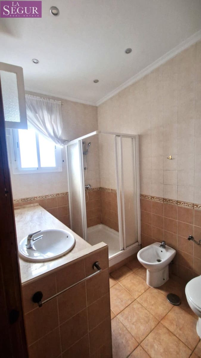 2 quarto Apartamento para venda em Cadis cidade - 210 000 € (Ref: 9048648)