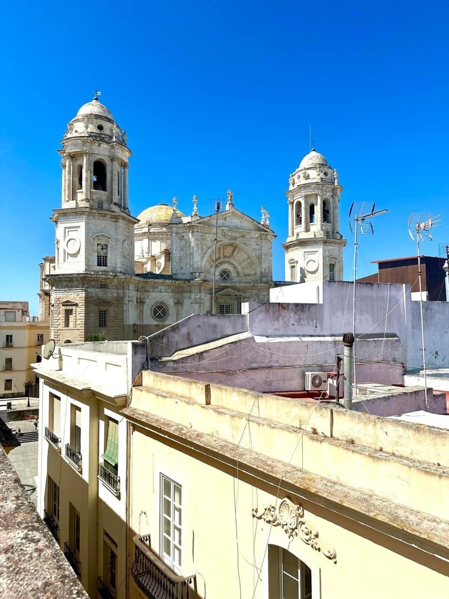 2 quarto Apartamento para venda em Cadis cidade - 210 000 € (Ref: 9048648)