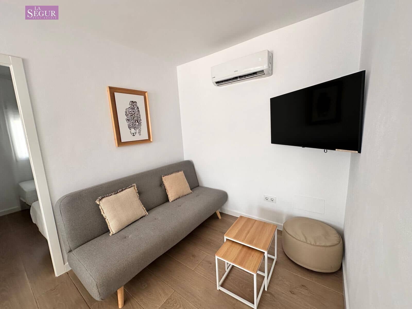 2 soveværelse Finca/Landehus til salg i Conil de la Frontera med swimmingpool - € 380.000 (Ref: 9065090)