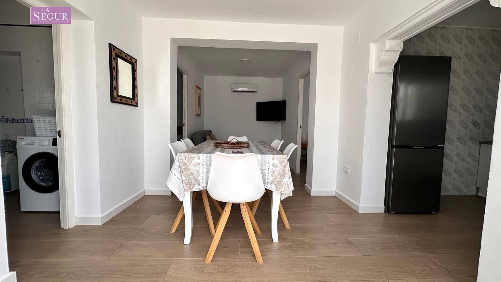 2 soveværelse Finca/Landehus til salg i Conil de la Frontera med swimmingpool - € 380.000 (Ref: 9065090)