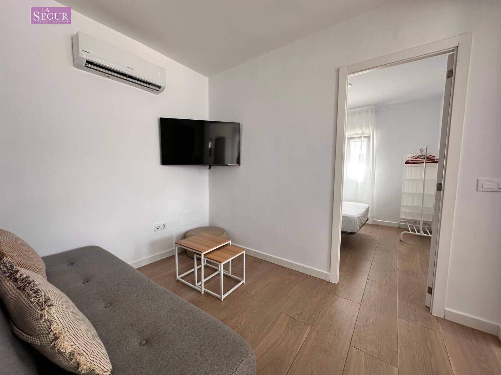 2 soveværelse Finca/Landehus til salg i Conil de la Frontera med swimmingpool - € 380.000 (Ref: 9065090)