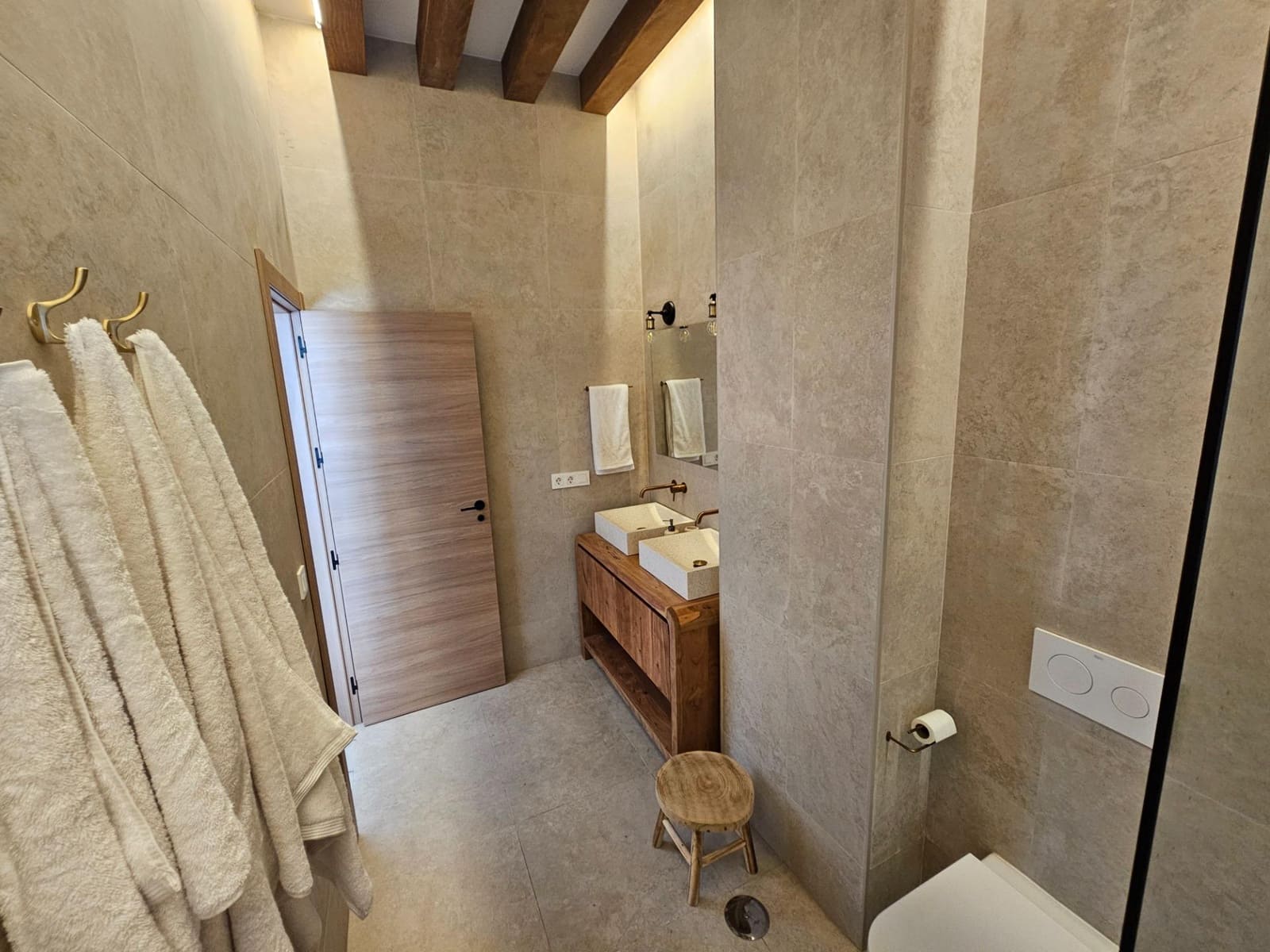 2 bedroom Apartment for sale in Vejer de la Frontera - € 230,000 (Ref: 9073263)