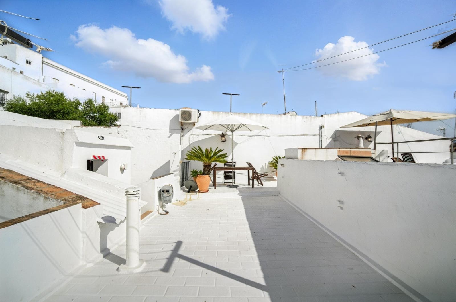 4 bedroom Townhouse for sale in Vejer de la Frontera - € 550,000 (Ref: 9112227)