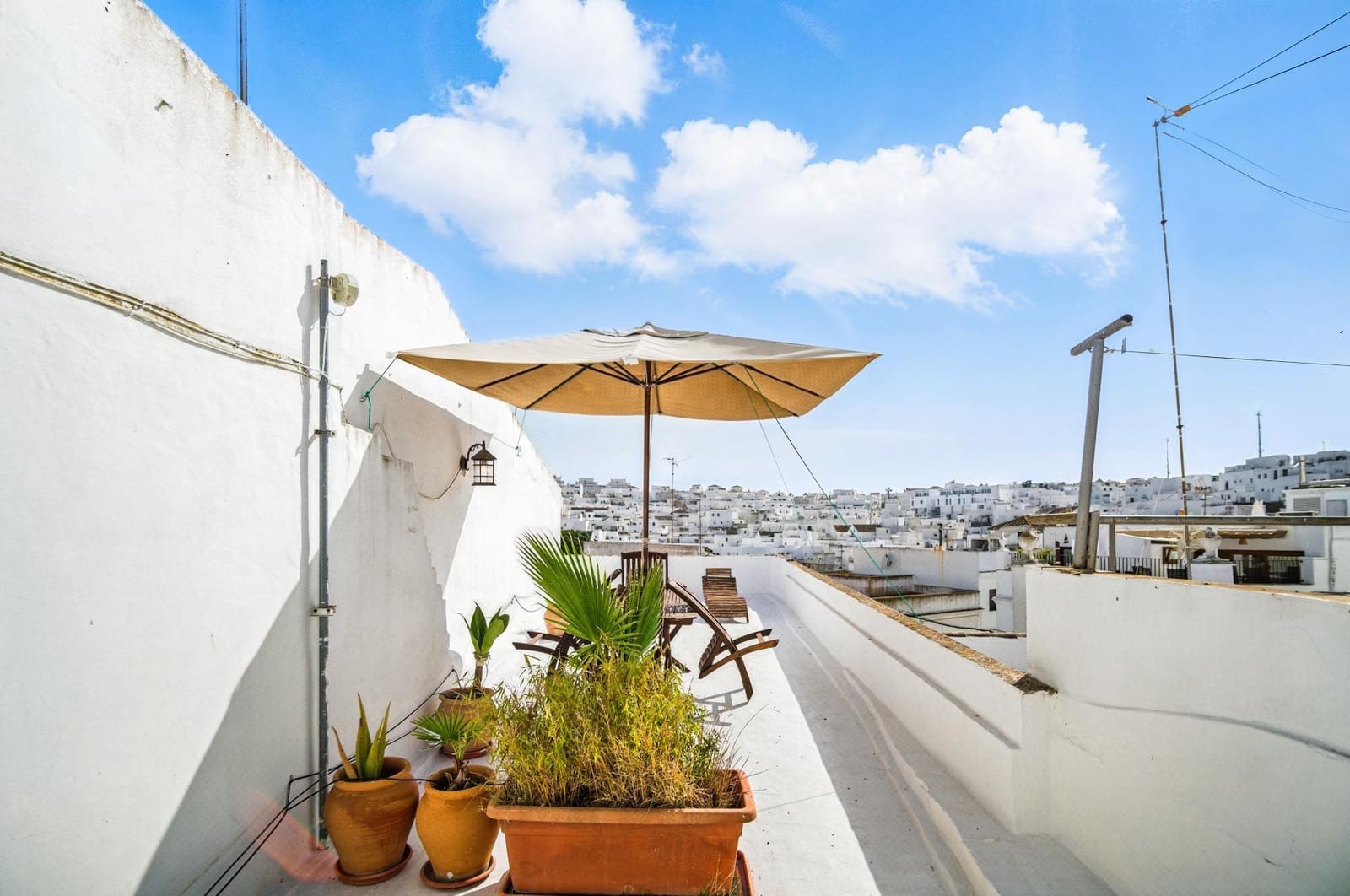 4 bedroom Townhouse for sale in Vejer de la Frontera - € 550,000 (Ref: 9112227)