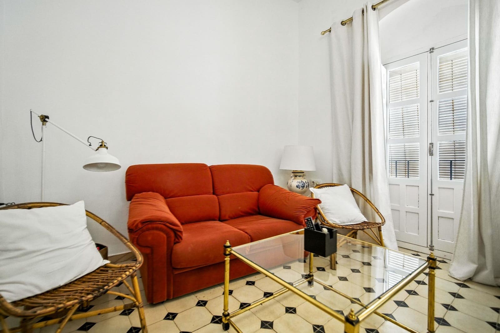 Casa de 4 habitaciones en Vejer de la Frontera en venta - 550.000 € (Ref: 9112227)