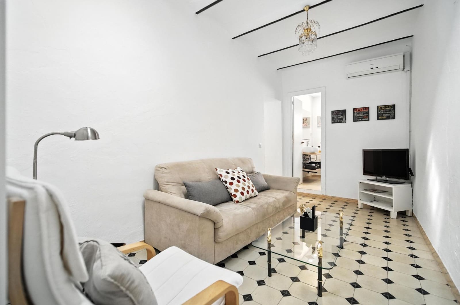 Casa de 4 habitaciones en Vejer de la Frontera en venta - 550.000 € (Ref: 9112227)