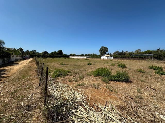 Grunde uden byggetilladelser til salg i Conil de la Frontera - € 415.000 (Ref: 9149160)