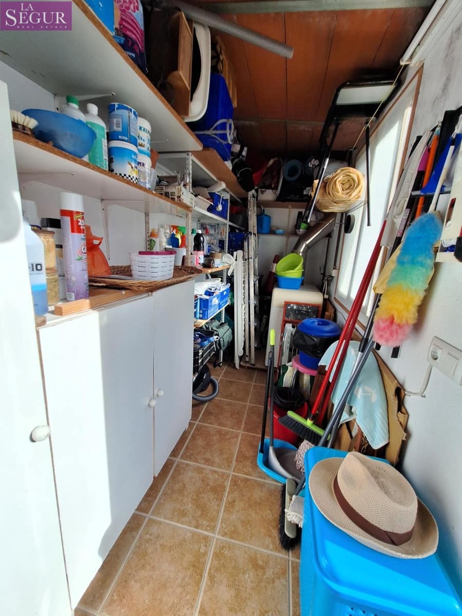 5 slaapkamer Huis te koop in Benalup met garage - € 170.000 (Ref: 9180917)