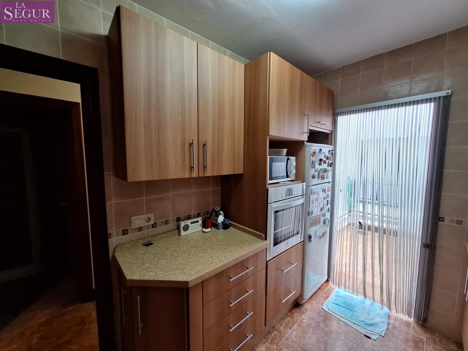 5 slaapkamer Huis te koop in Benalup met garage - € 170.000 (Ref: 9180917)