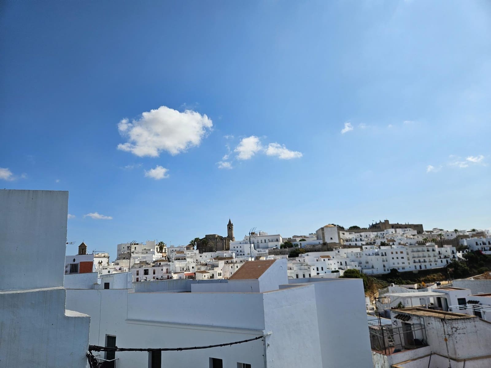 4 bedroom Townhouse for sale in Vejer de la Frontera - € 370,000 (Ref: 9197655)