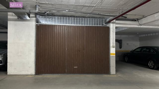 Garage til salg i Conil de la Frontera - € 55.000 (Ref: 9202359)