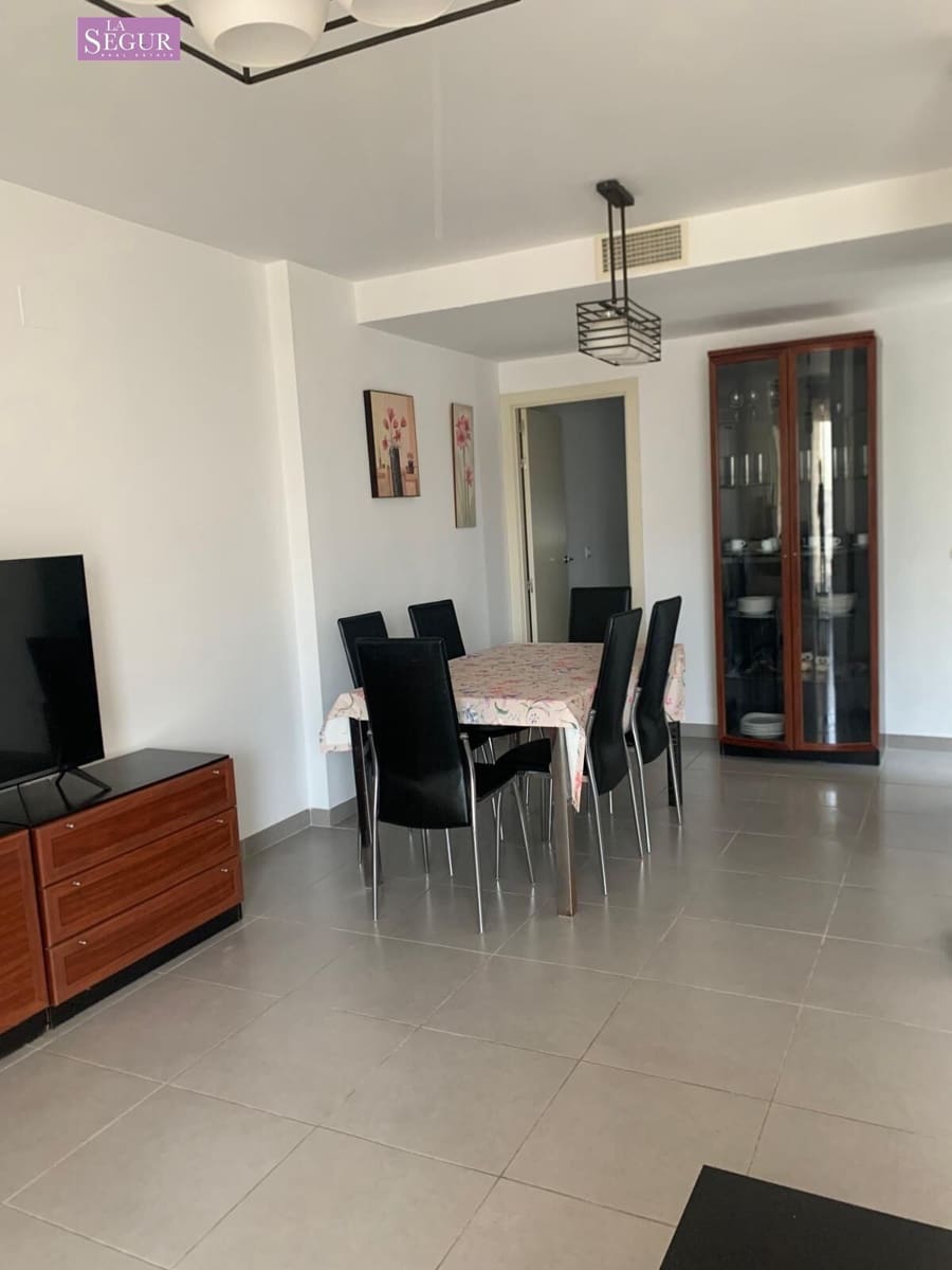 2 soverom Leilighet til salgs i Conil de la Frontera med svømmebasseng garasje - € 285 000 (Ref: 9228804)