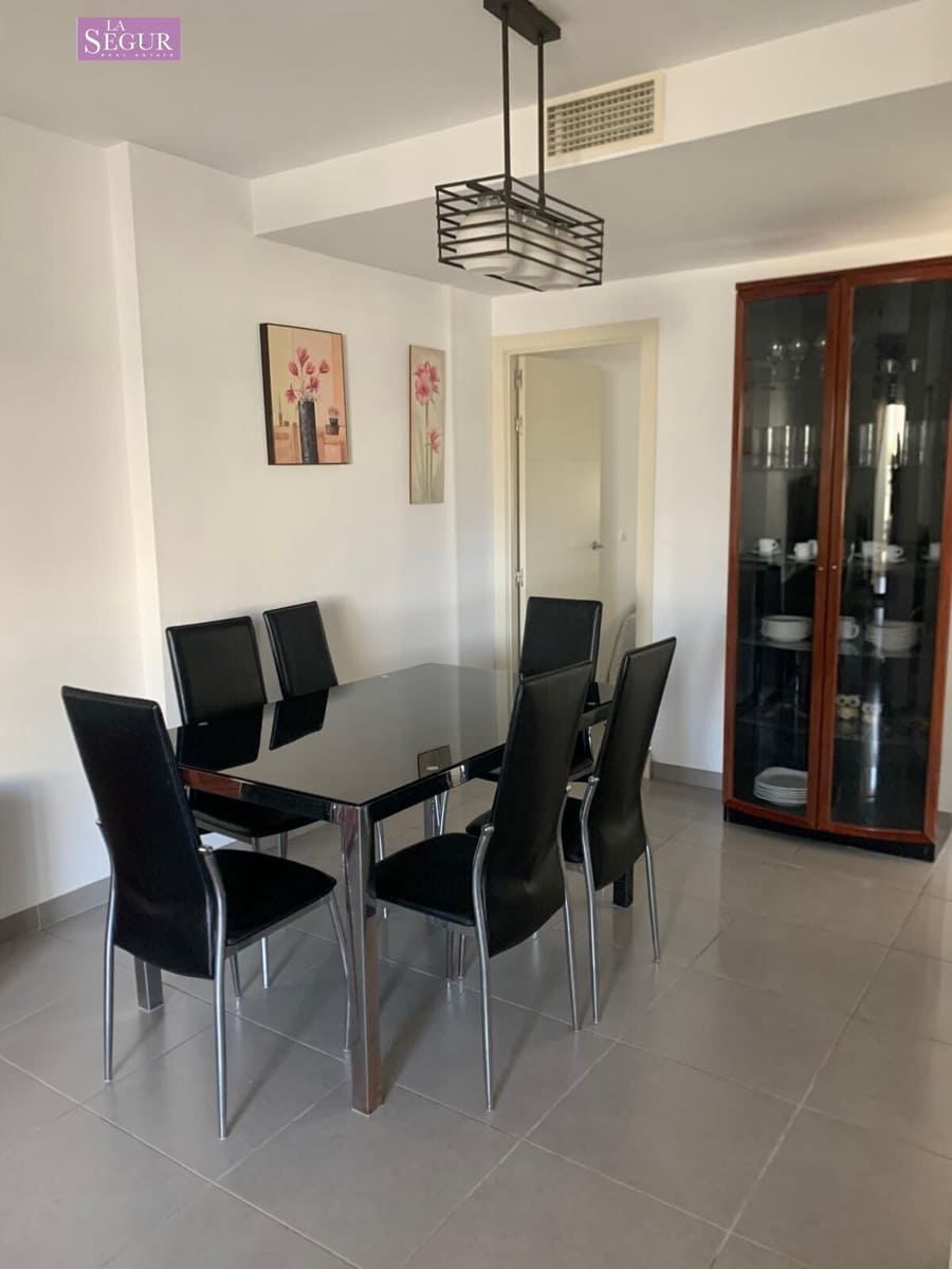 2 soverom Leilighet til salgs i Conil de la Frontera med svømmebasseng garasje - € 285 000 (Ref: 9228804)