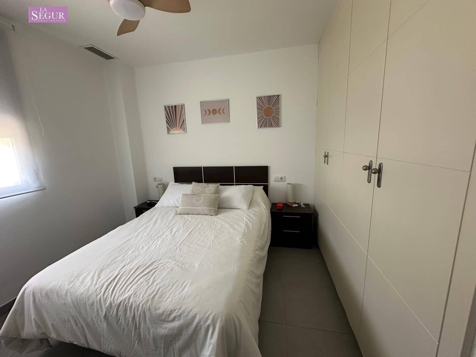 2 soverom Leilighet til salgs i Conil de la Frontera med svømmebasseng garasje - € 285 000 (Ref: 9228804)