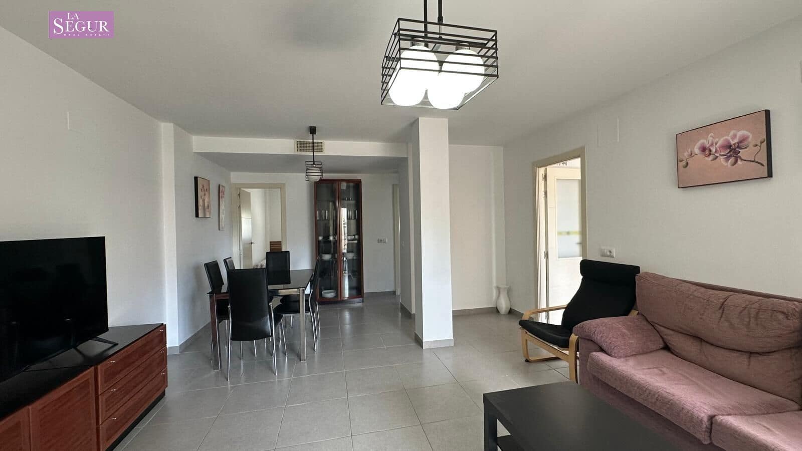 2 soverom Leilighet til salgs i Conil de la Frontera med svømmebasseng garasje - € 285 000 (Ref: 9228804)