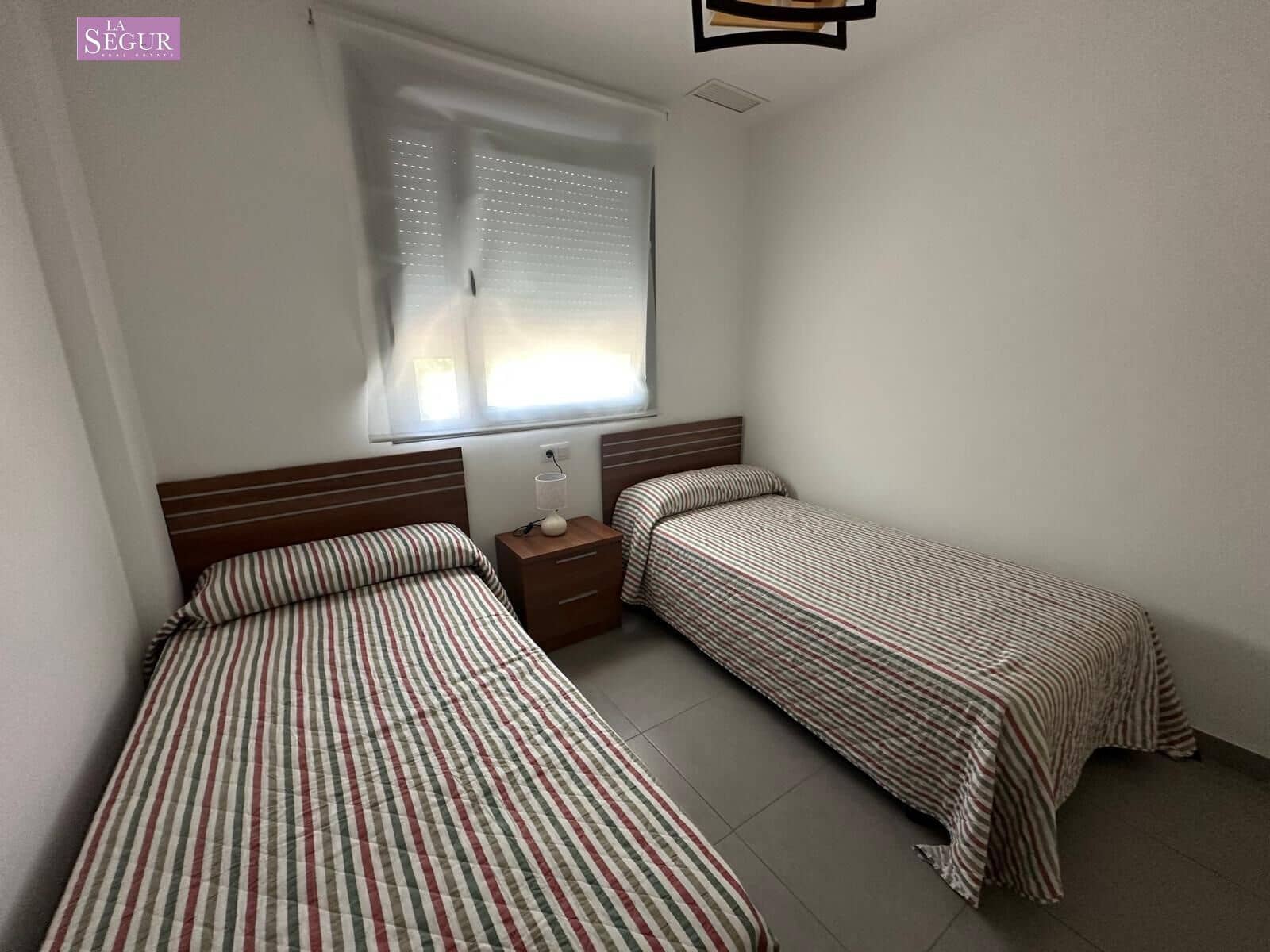 2 soverom Leilighet til salgs i Conil de la Frontera med svømmebasseng garasje - € 285 000 (Ref: 9228804)