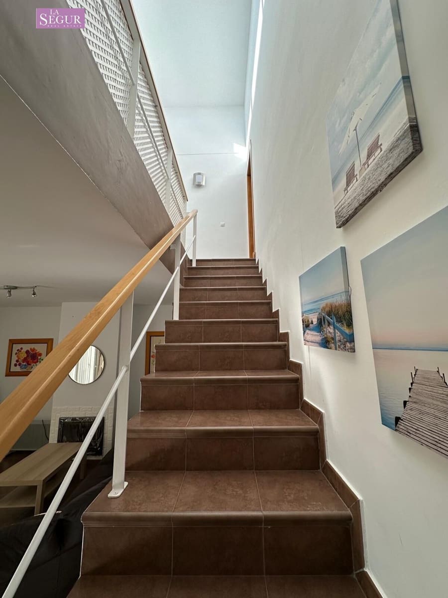 Adosado de 3 habitaciones en Conil de la Frontera en venta con piscina - 377.000 € (Ref: 9228806)