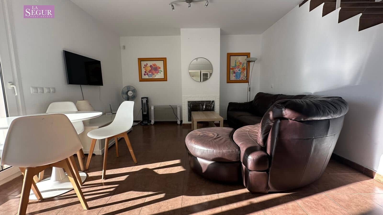 Adosado de 3 habitaciones en Conil de la Frontera en venta con piscina - 377.000 € (Ref: 9228806)