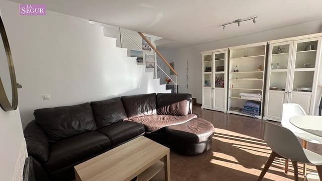 Adosado de 3 habitaciones en Conil de la Frontera en venta con piscina - 377.000 € (Ref: 9228806)