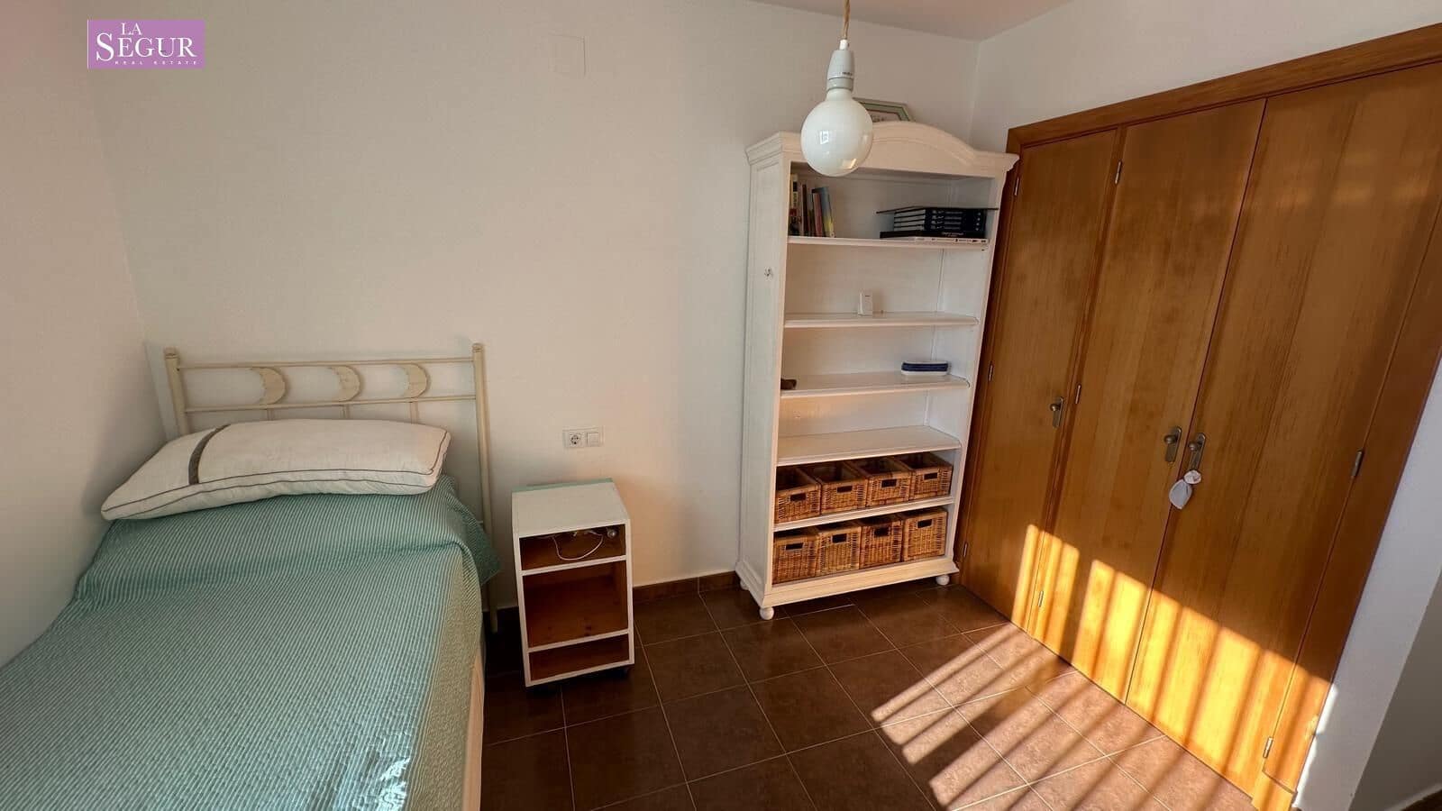 Adosado de 3 habitaciones en Conil de la Frontera en venta con piscina - 377.000 € (Ref: 9228806)