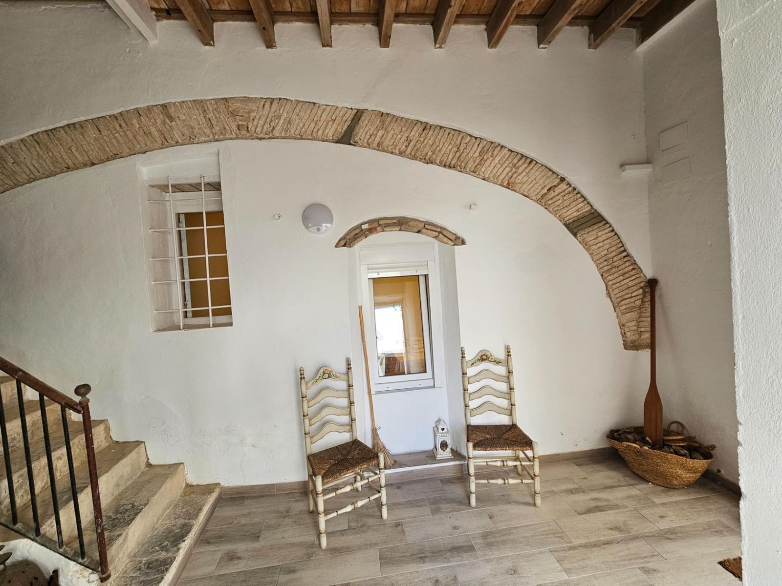 3 bedroom Apartment for sale in Vejer de la Frontera - € 165,000 (Ref: 9232830)