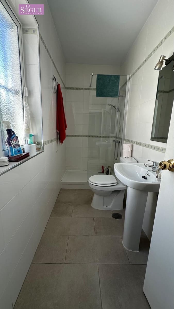 4 slaapkamer Halfvrijstaande villa te koop in Conil de la Frontera - € 585.000 (Ref: 9236829)