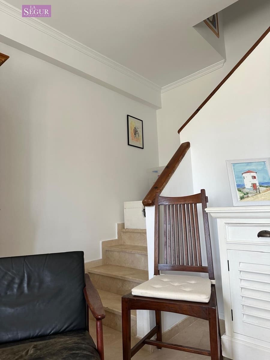 4 slaapkamer Halfvrijstaande villa te koop in Conil de la Frontera - € 585.000 (Ref: 9236829)