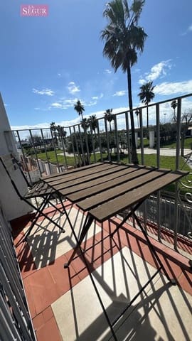 4 slaapkamer Halfvrijstaande villa te koop in Conil de la Frontera - € 585.000 (Ref: 9236829)