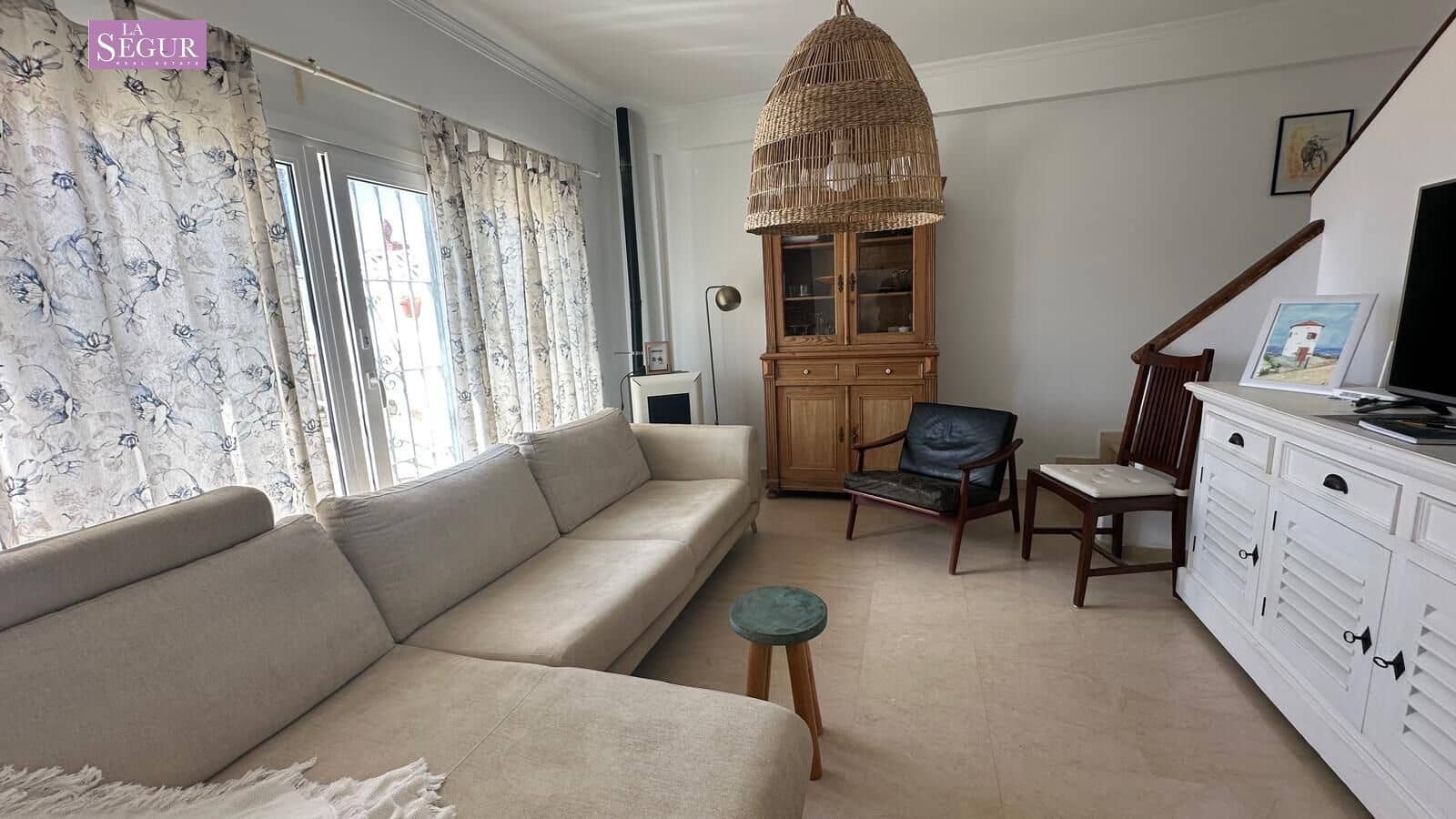 4 slaapkamer Halfvrijstaande villa te koop in Conil de la Frontera - € 585.000 (Ref: 9236829)