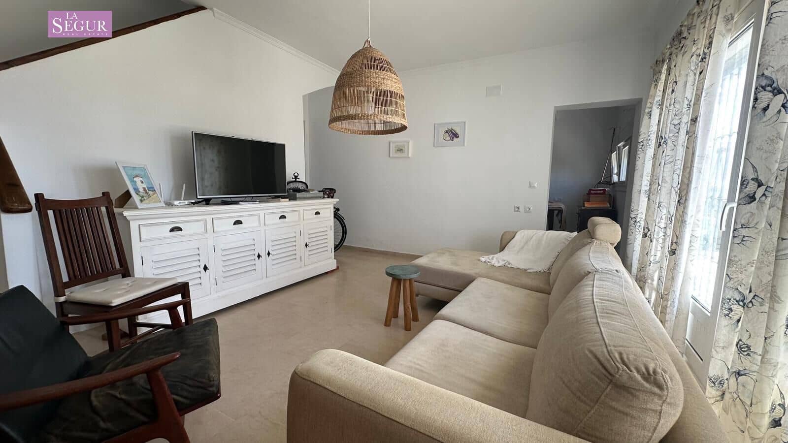 4 slaapkamer Halfvrijstaande villa te koop in Conil de la Frontera - € 585.000 (Ref: 9236829)