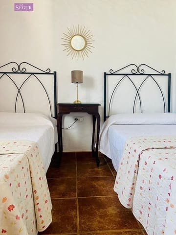 3 soveværelse Villa til salg i Conil de la Frontera - € 359.000 (Ref: 9240318)