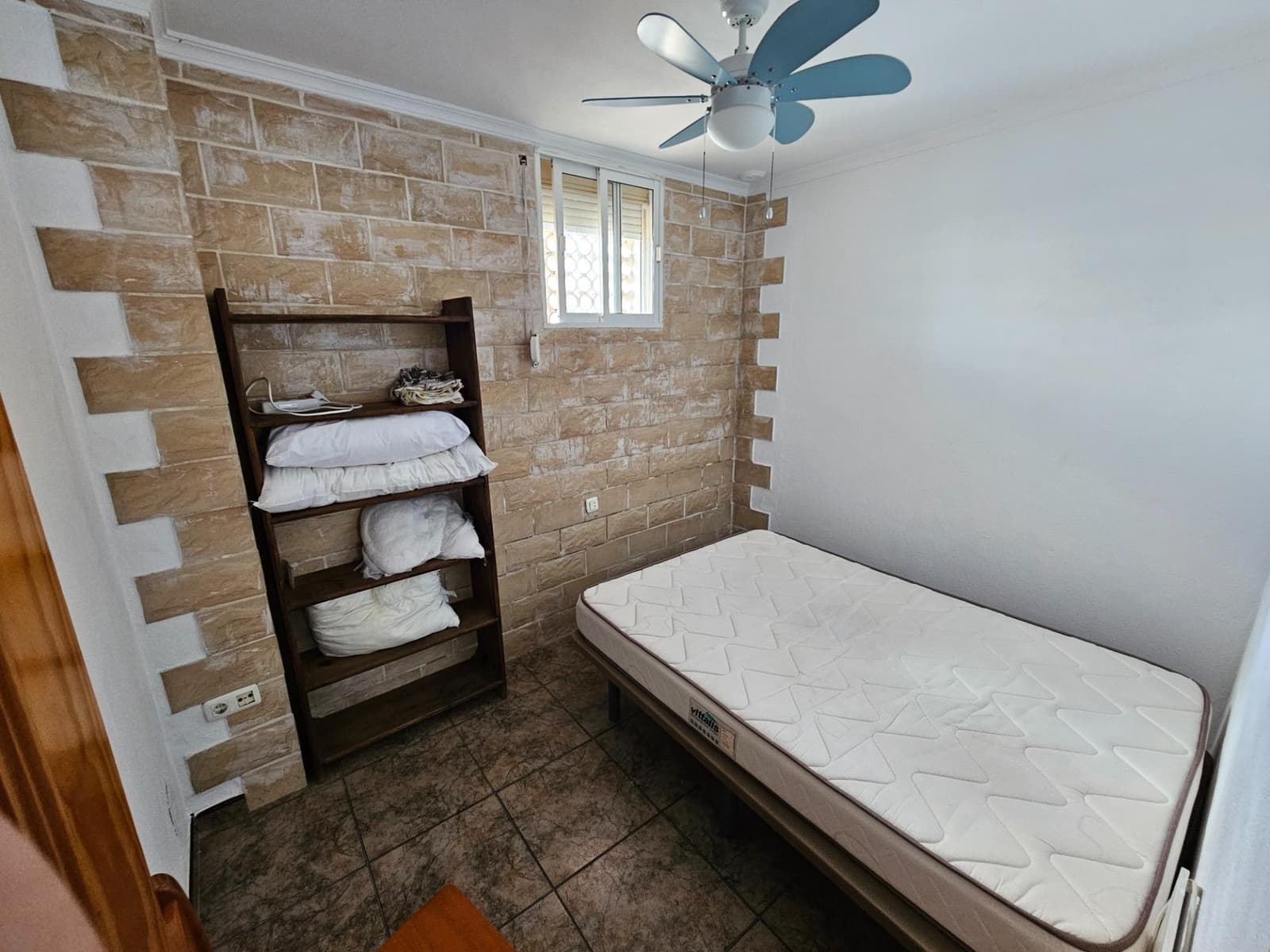 2 bedroom Apartment for sale in Vejer de la Frontera - € 127,500 (Ref: 9285157)