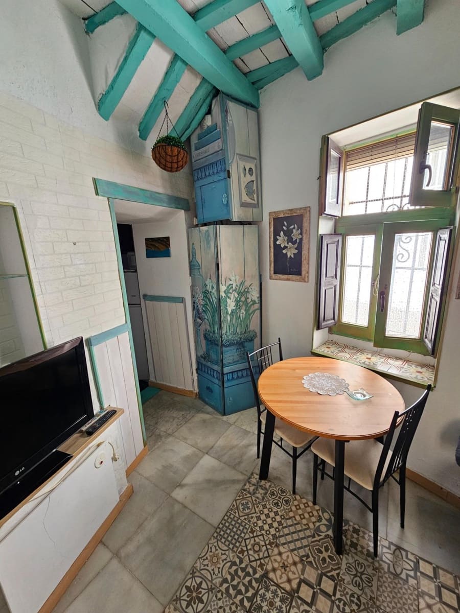 1 bedroom Apartment for sale in Vejer de la Frontera - € 125,000 (Ref: 9294315)