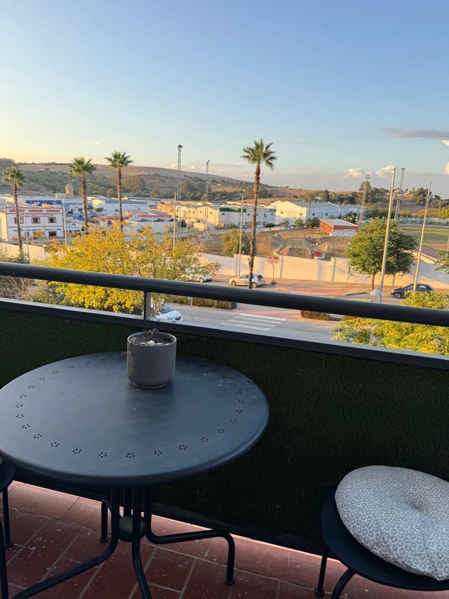 3 slaapkamer Flat te koop in Medina-Sidonia met garage - € 105.000 (Ref: 9296807)