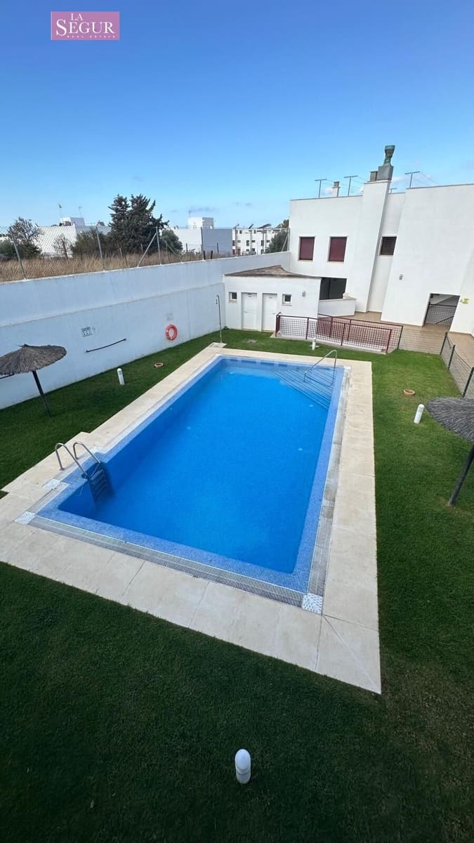 2 chambre Appartement à vendre à Conil de la Frontera avec piscine garage - 385 000 € (Ref: 9310826)
