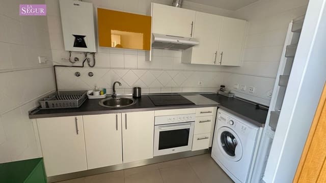 2 soveværelse Lejlighed til salg i Conil de la Frontera med swimmingpool garage - € 385.000 (Ref: 9310826)