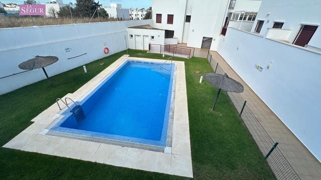 2 soveværelse Lejlighed til salg i Conil de la Frontera med swimmingpool garage - € 385.000 (Ref: 9310826)